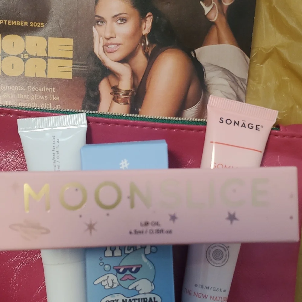 IPSY Skincare Set W Bag Sample Size